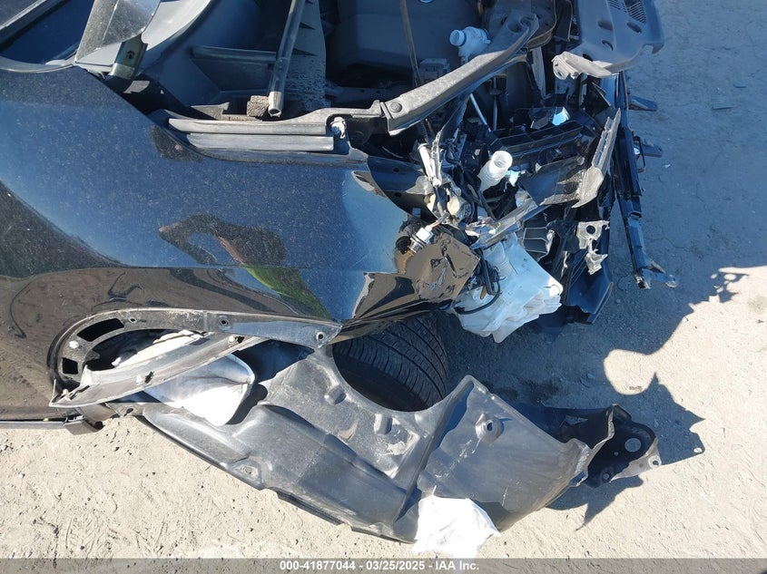 2019 TOYOTA HIGHLANDER VIN: 5TDJZRFH0KS711578