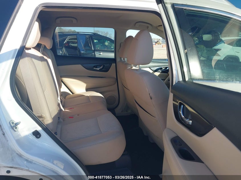 2017 NISSAN ROGUE SV - KNMAT2MT3HP514861