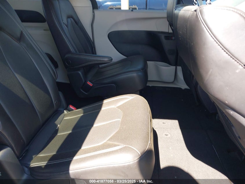 2023 CHRYSLER PACIFICA TOURING L - 2C4RC1BG0PR601147