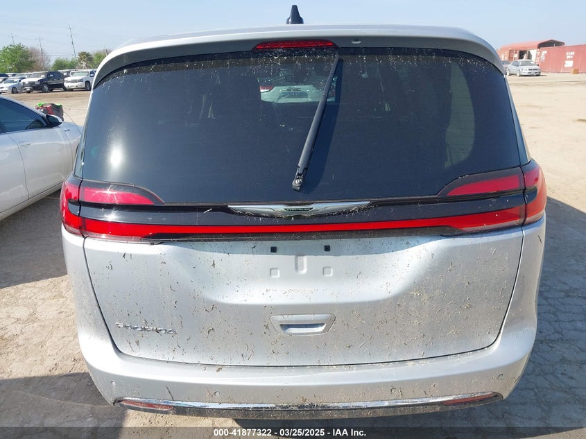 2024 CHRYSLER PACIFICA TOURING L - 2C4RC1BG8RR146065