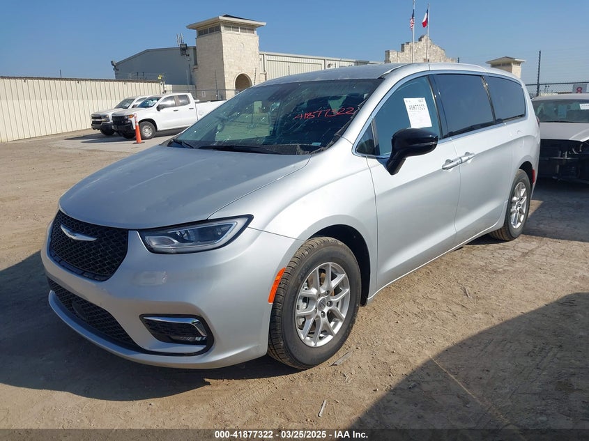 2024 CHRYSLER PACIFICA TOURING L - 2C4RC1BG8RR146065