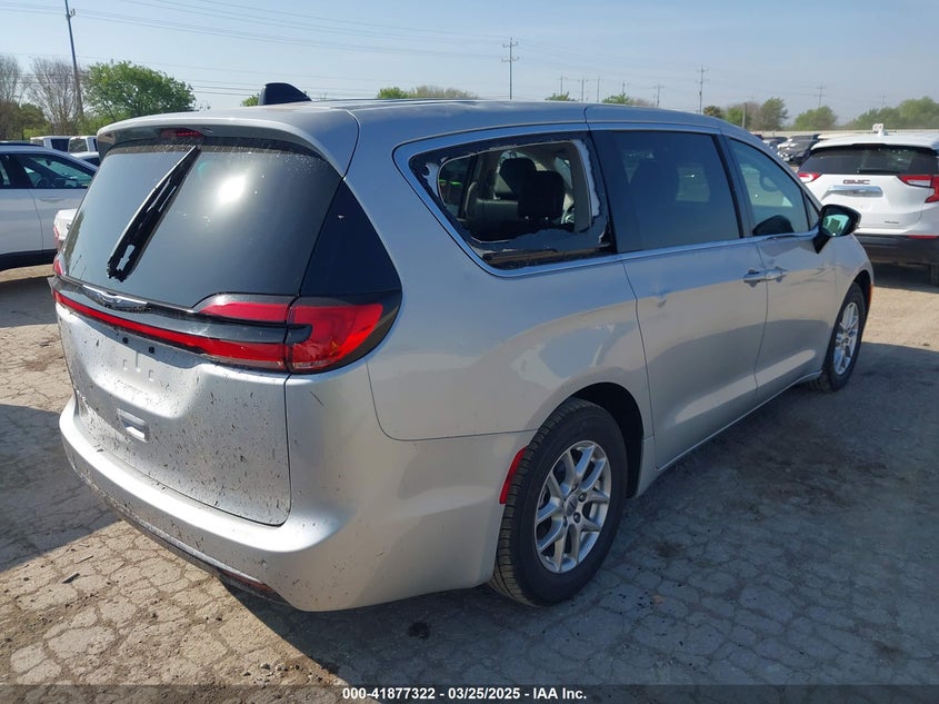 2024 CHRYSLER PACIFICA TOURING L - 2C4RC1BG8RR146065