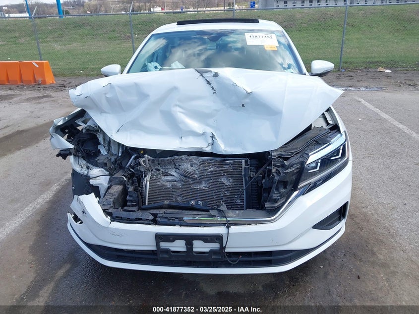 2022 VOLKSWAGEN PASSAT VIN: 1VWSA7A33NC005929