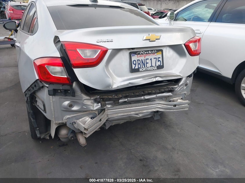 2018 Chevrolet Cruze Ls Auto VIN: 1G1BC5SM2J7178216 Lot: 41877828
