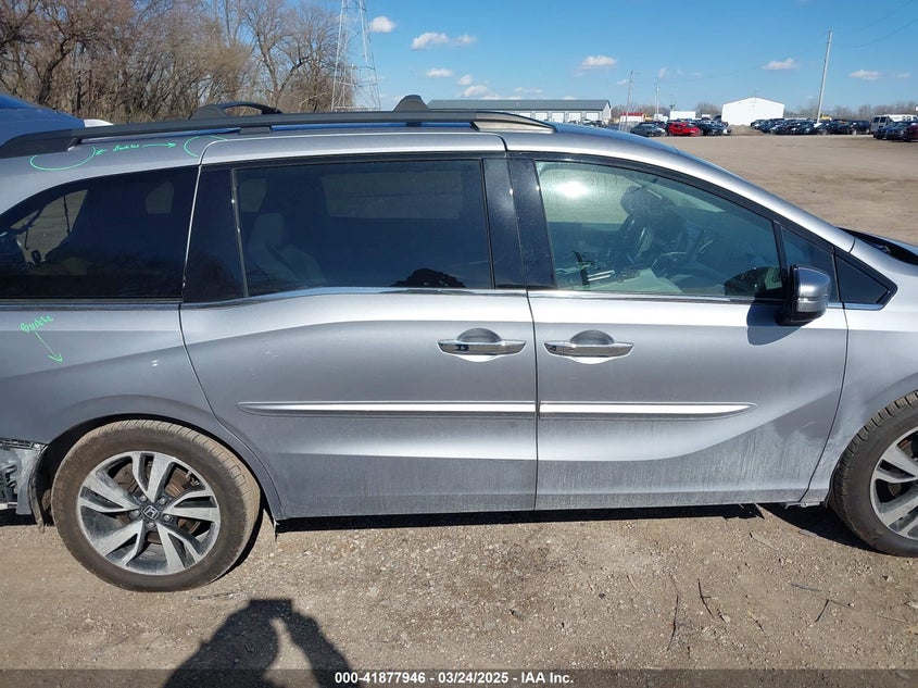 VIN: 5FNRL6H96JB004853 2018 HONDA ODYSSEY ELITE