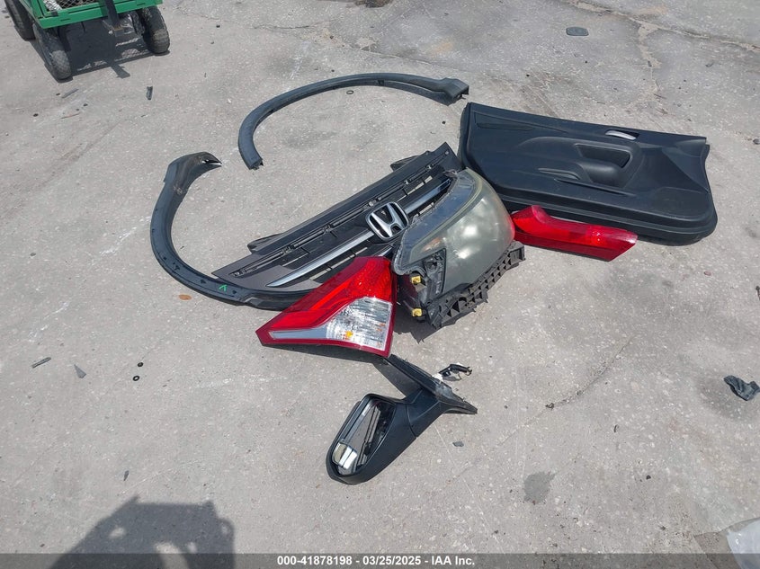 2013 HONDA CR-V LX - 5J6RM3H35DL038057