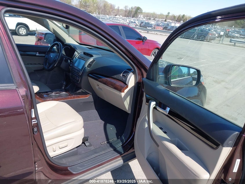 2015 KIA SORENTO VIN: 5XYKU4A70FG630250