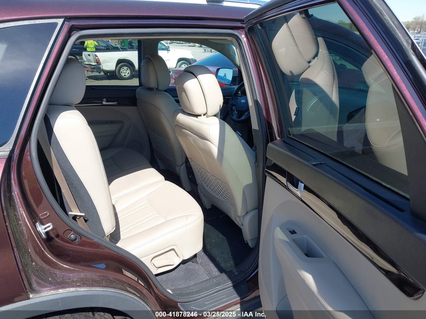 2015 KIA SORENTO VIN: 5XYKU4A70FG630250