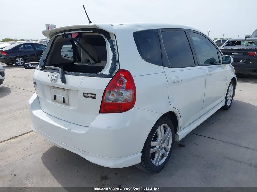 2007 HONDA FIT VIN: JHMGD38647S041001