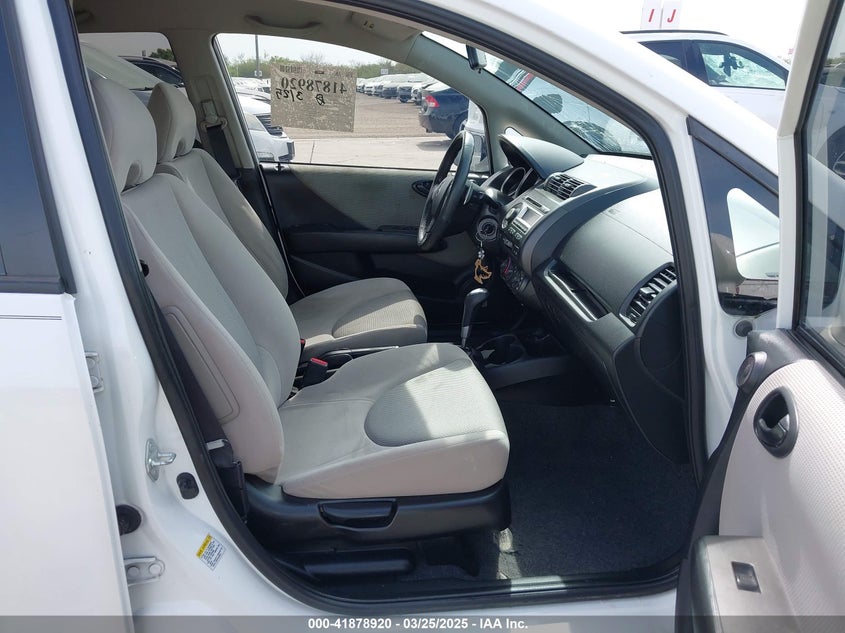 2007 HONDA FIT VIN: JHMGD38647S041001