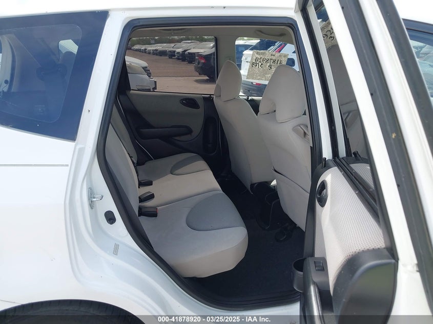 2007 HONDA FIT VIN: JHMGD38647S041001