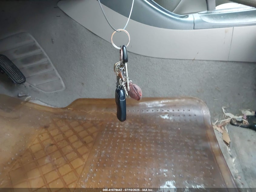 2004 Toyota Camry Le VIN: 4T1BE32K14U859389 Lot: 41879442