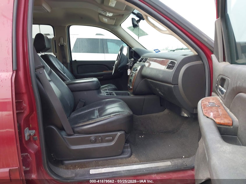 2007 CHEVROLET SUBURBAN VIN: 3GNFC16017G229914