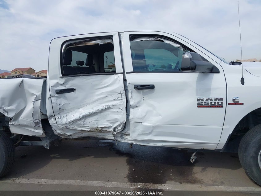 2018 RAM 2500 VIN: 3C6UR5CL5JG396845
