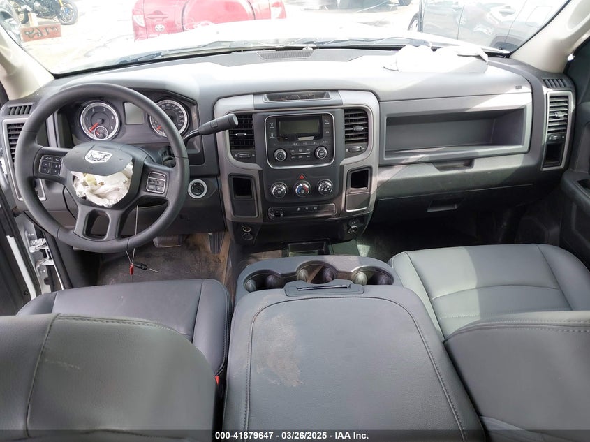 2018 RAM 2500 VIN: 3C6UR5CL5JG396845