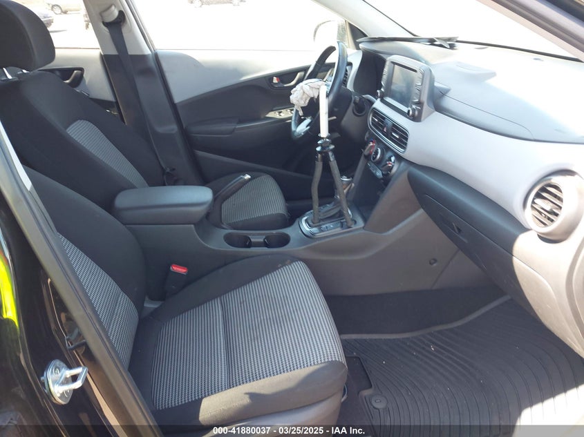 2018 HYUNDAI KONA SEL - KM8K2CAA1JU064274