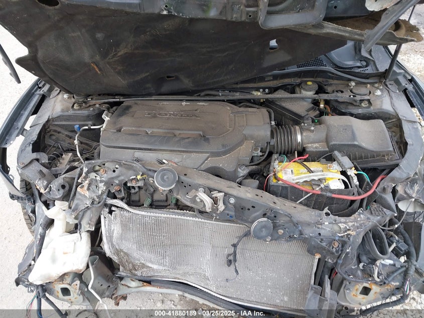 2013 HONDA ACCORD VIN: 1HGCR3F89DA046221