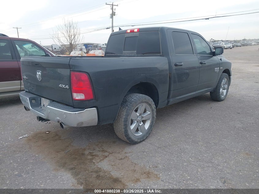 2019 RAM 1500 CLASSIC VIN: 1C6RR7LT1KS535235