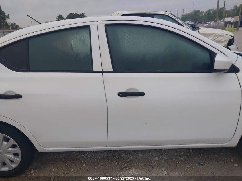 2019 NISSAN VERSA VIN: 3N1CN7AP4KL828256