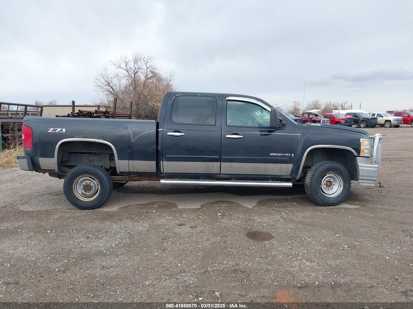 2008 CHEVROLET SILVERADO VIN: 1GCHK23K18F207110