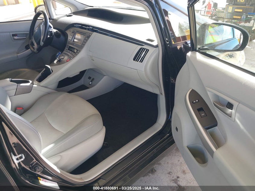 2014 TOYOTA PRIUS VIN: JTDKN3DU7E0359720