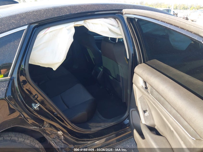 2018 HONDA ACCORD VIN: 1HGCV1F18JA236641