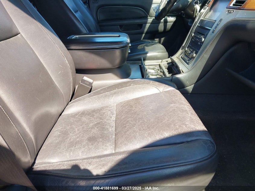 2014 CADILLAC ESCALADE VIN: 1GYS4KEF7ER188972