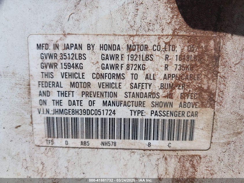 2013 HONDA FIT VIN: JHMGE8H39DC051724