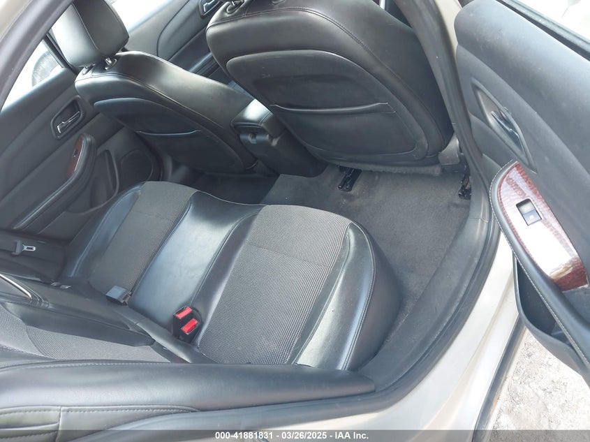 2013 CHEVROLET MALIBU VIN: 1G11C5SA3DF198695