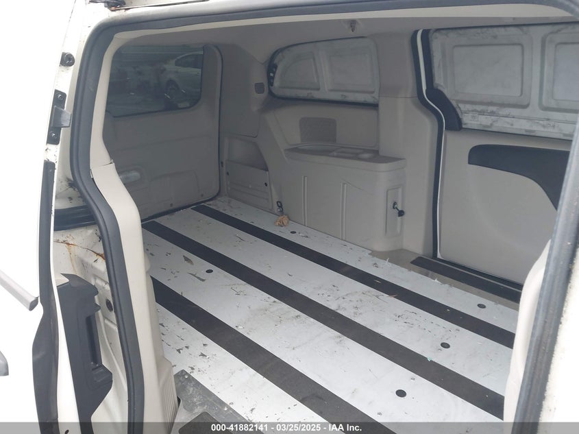 2013 Ram Cargo Tradesman VIN: 2C4JRGAGXDR533709 Lot: 41882141