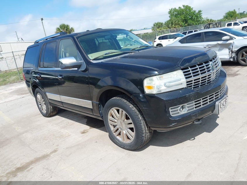 5LMFU275X8LJ19415 2008 LINCOLN NAVIGATOR photo no. 22