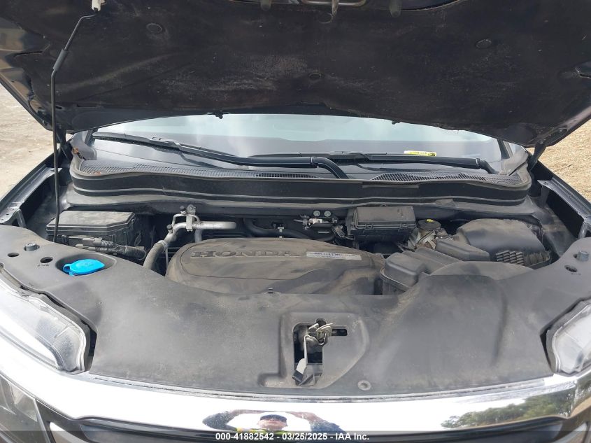 2017 HONDA PILOT TOURING - 5FNYF6H92HB012090