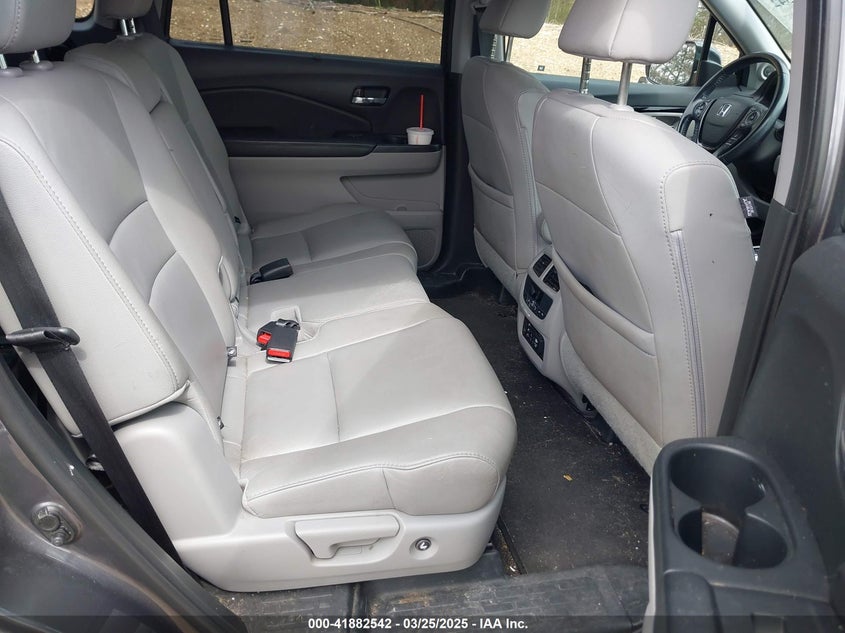 2017 HONDA PILOT TOURING - 5FNYF6H92HB012090