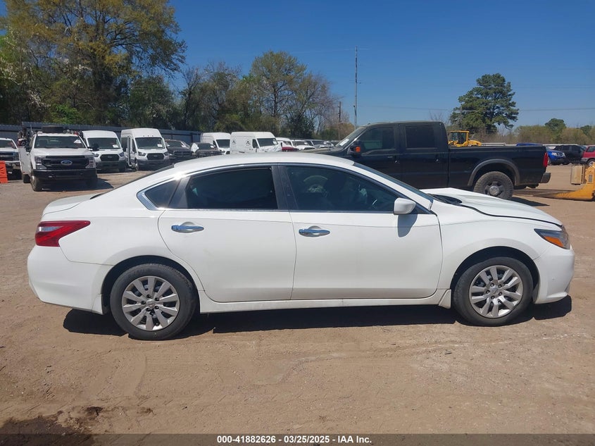 2017 NISSAN ALTIMA VIN: 1N4AL3AP7HN327461