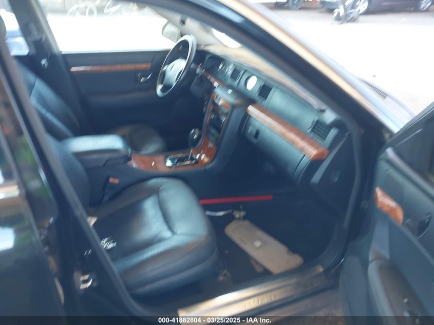 2006 KIA AMANTI VIN: KNALD124865085704