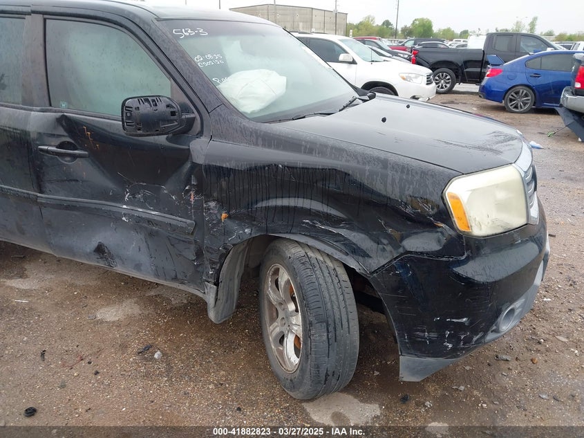2012 HONDA PILOT VIN: 5FNYF3H4XCB003827