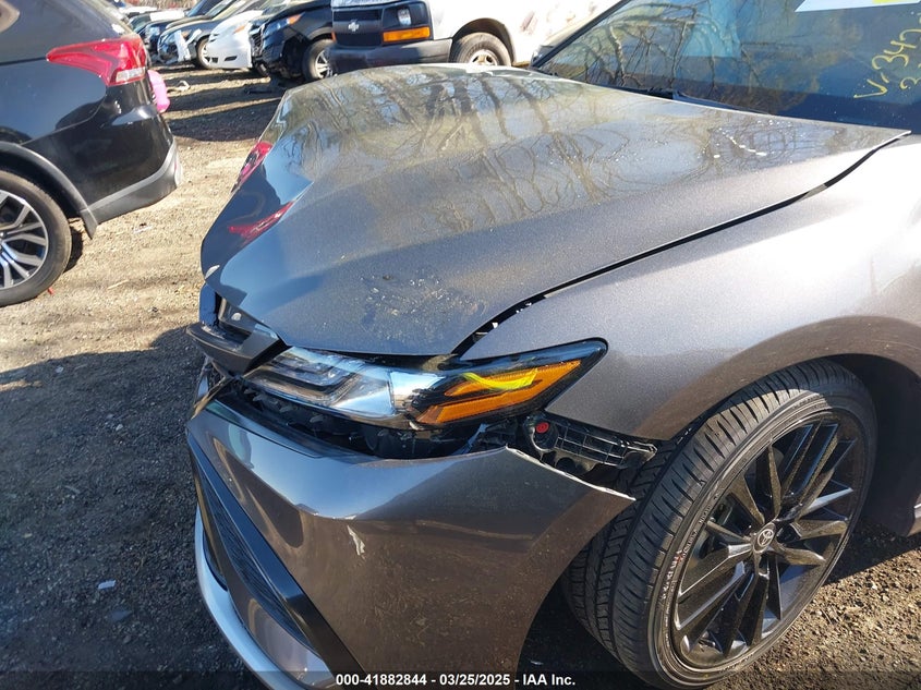 2024 TOYOTA CAMRY HYBRID VIN: 4T1K31AK7RU623428