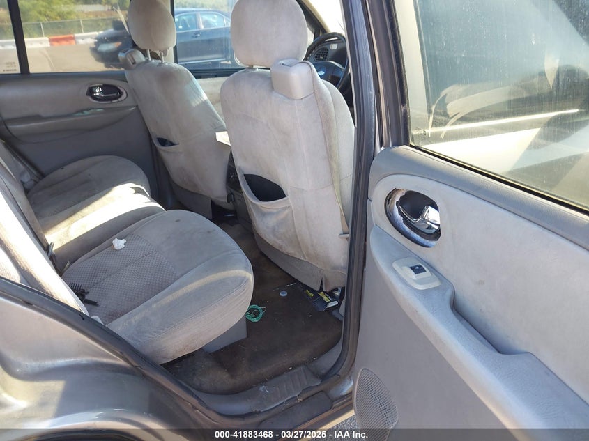 2008 CHEVROLET TRAILBLAZER VIN: 1GNDS13S282109887