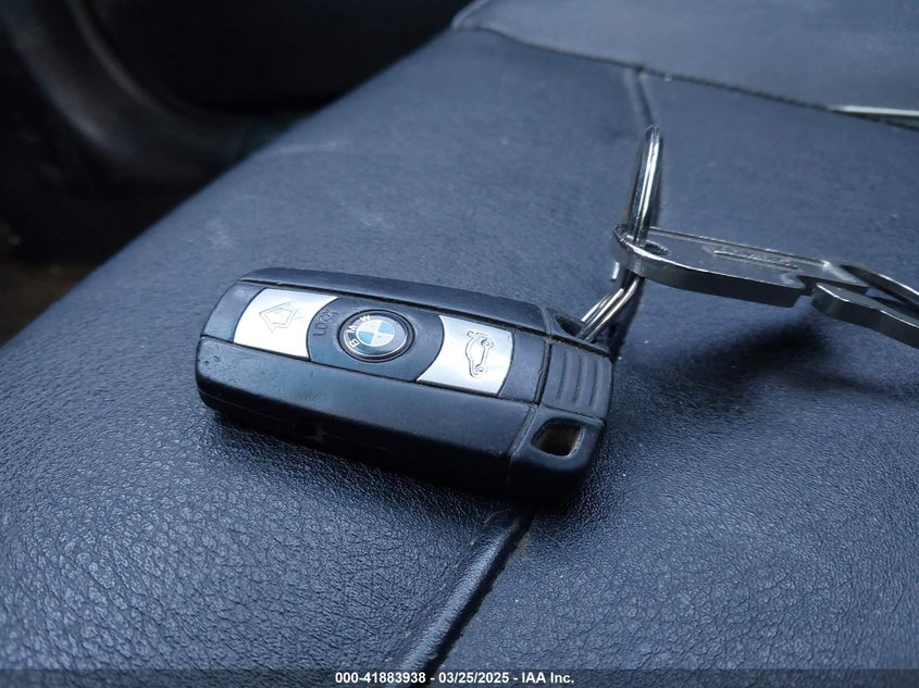2011 BMW 328I VIN: WBAPK5G50BNN29443