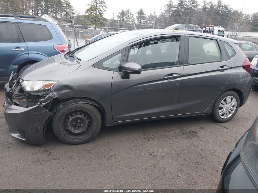2016 HONDA FIT VIN: JHMGK5H57GX030375