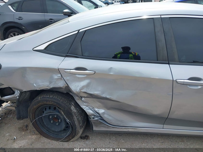 2019 HONDA CIVIC VIN: 19XFC2F66KE026931