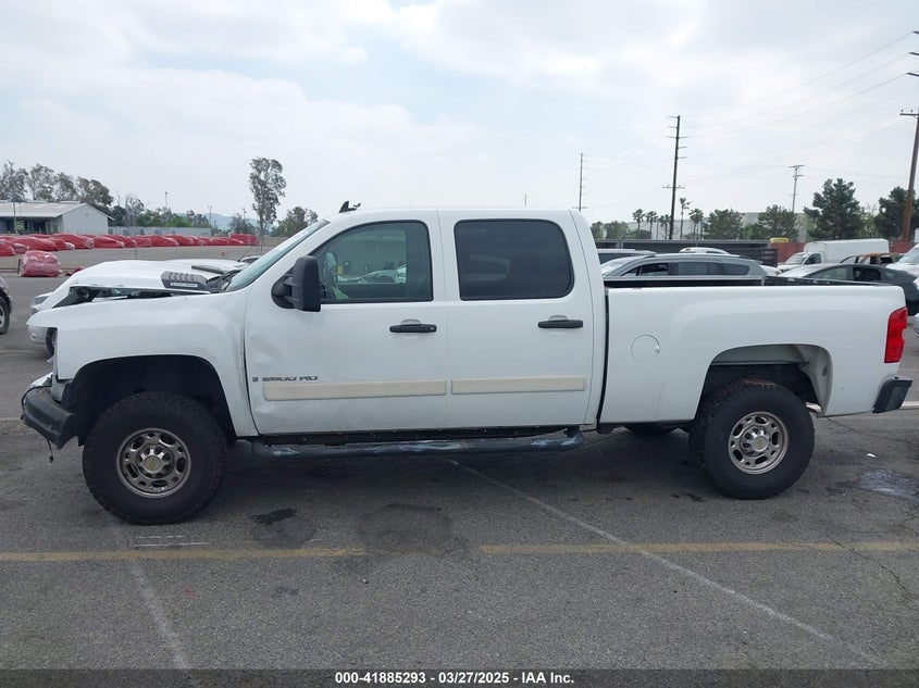 2007 CHEVROLET SILVERADO 2500HD VIN: 1GCHC23607F520597