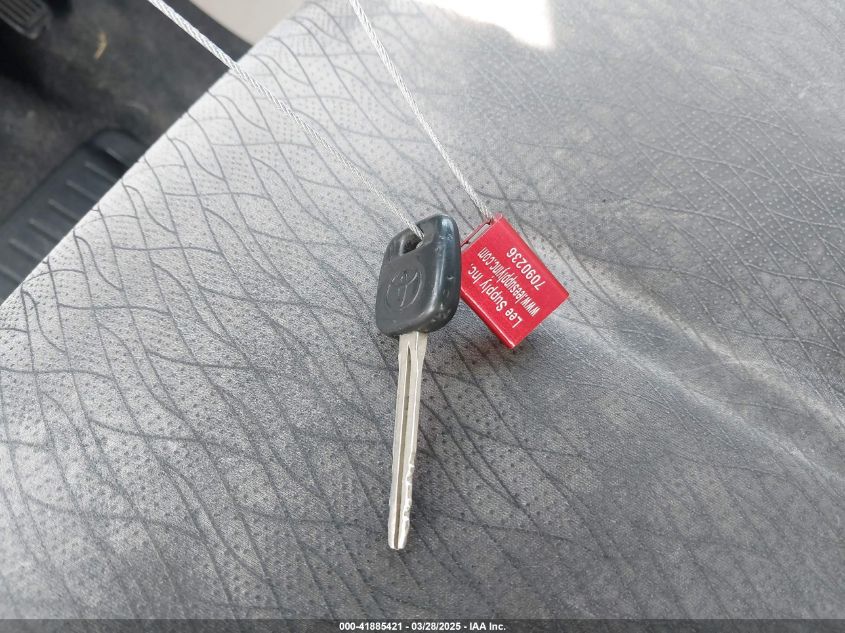 2008 Toyota Yaris VIN: JTDBT923384037379 Lot: 41885421