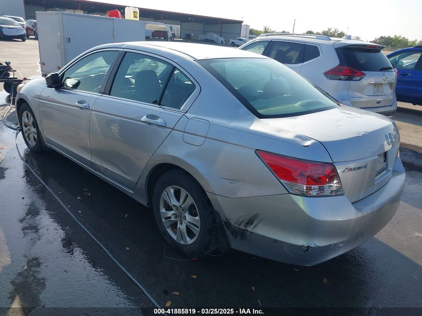 2009 HONDA ACCORD VIN: 1HGCP26499A047177