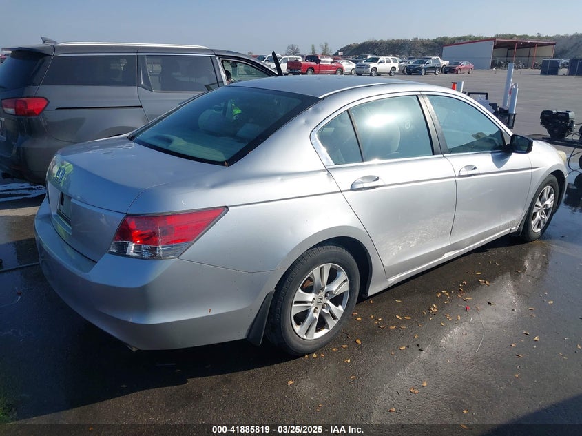 2009 HONDA ACCORD VIN: 1HGCP26499A047177
