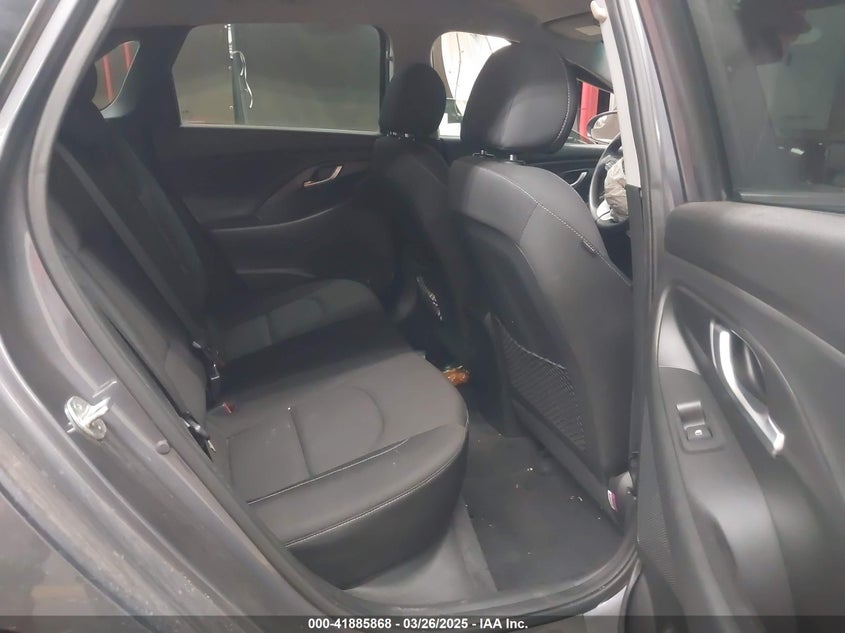 VIN KMHH35LE8JU013423 2018 HYUNDAI ELANTRA GT