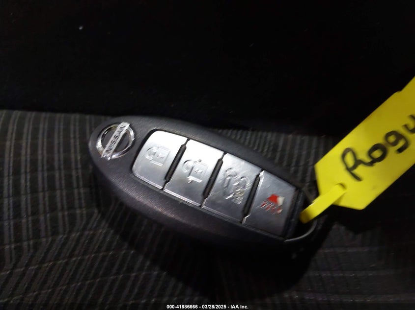 2015 NISSAN ROGUE SV - 5N1AT2MV0FC892752