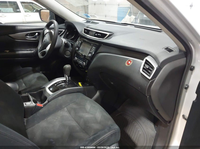 2015 NISSAN ROGUE SV - 5N1AT2MV0FC892752