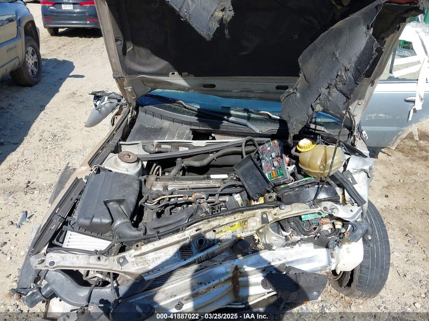 2001 Saturn L200 VIN: 1G8JU52F41Y581488 Lot: 41887022