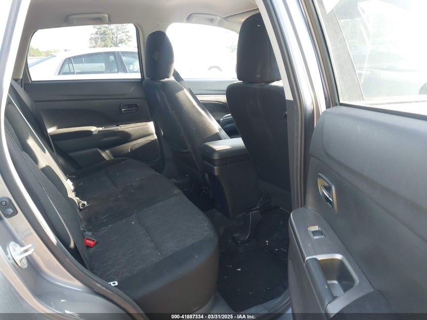 VIN JA4AP4AU0LU026548 2020 MITSUBISHI OUTLANDER SPORT 2.0 SE